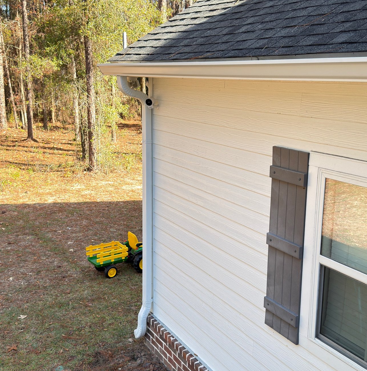 Completed gutter installation on a St. Marks, FL home