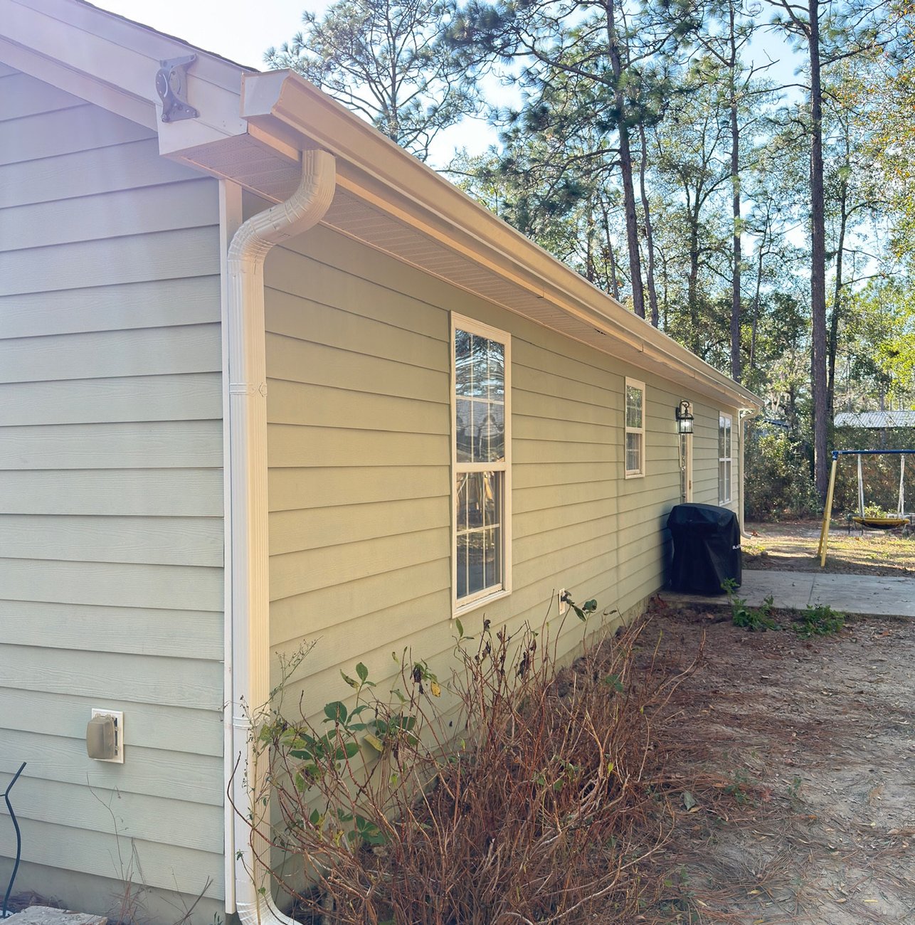 Completed gutter installation on a Quincy, FL home