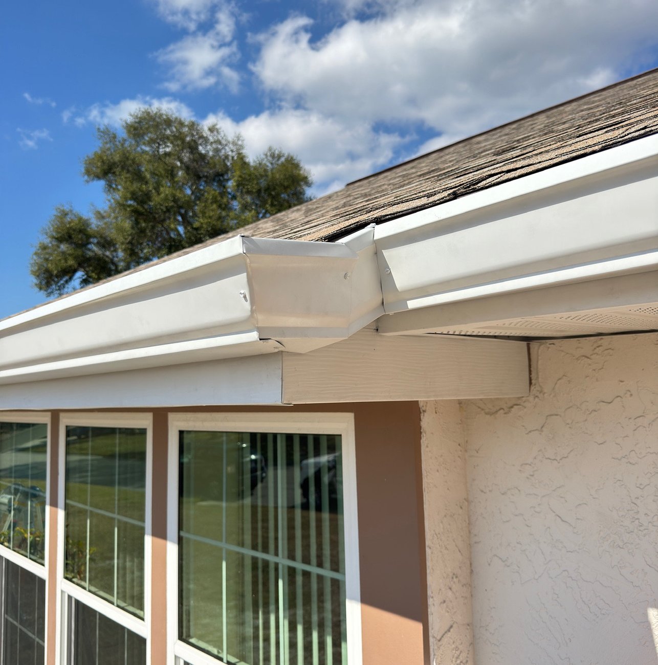Seamless gutter installed on a home in Panama City, FL
