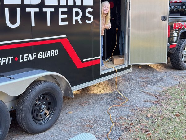 Red Line Gutters team member